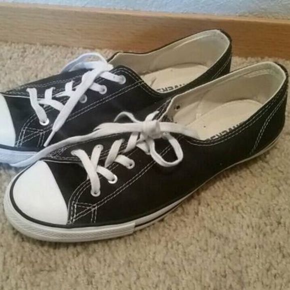 Converse Shoes - Women's Black Converse shoes- nice